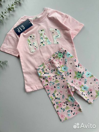 Костюм для девочки Gap