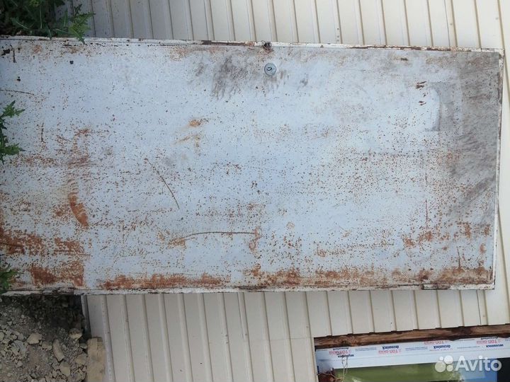 Дверь входная металлическая