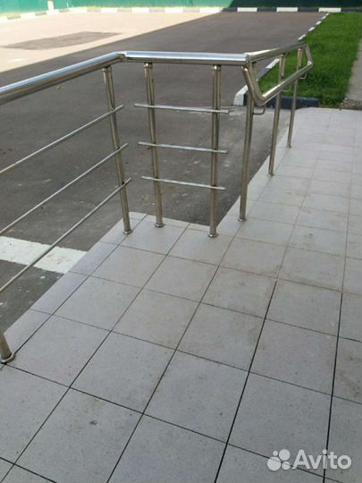 Укладка плитки, ламината