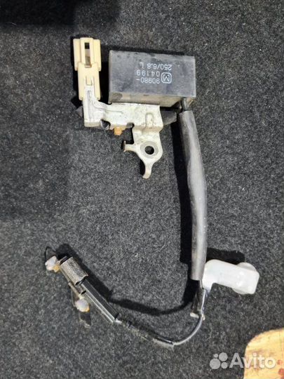 Конденсатор Toyota Corolla E150 1.6 1ZR-FE 2008