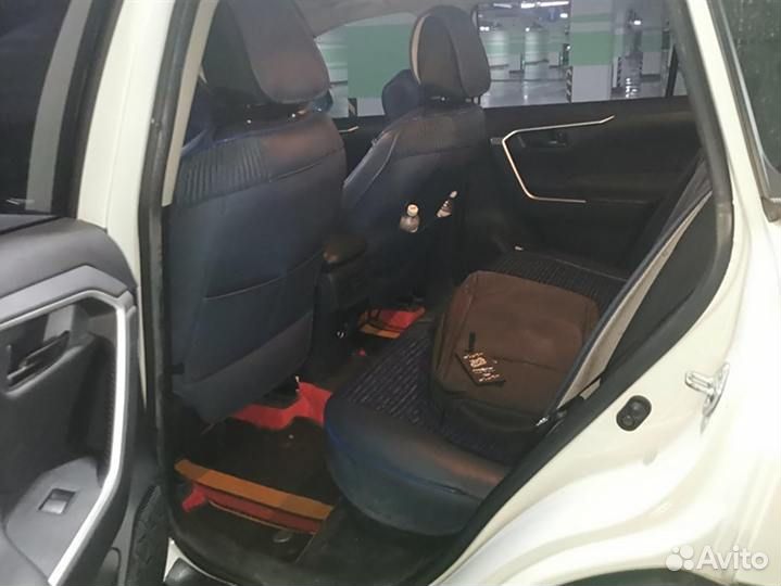 Toyota RAV4 2.0 CVT, 2021, 45 000 км
