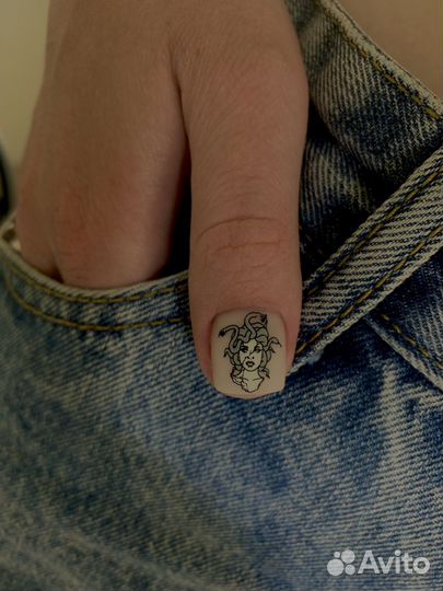 Маникюр наращивание