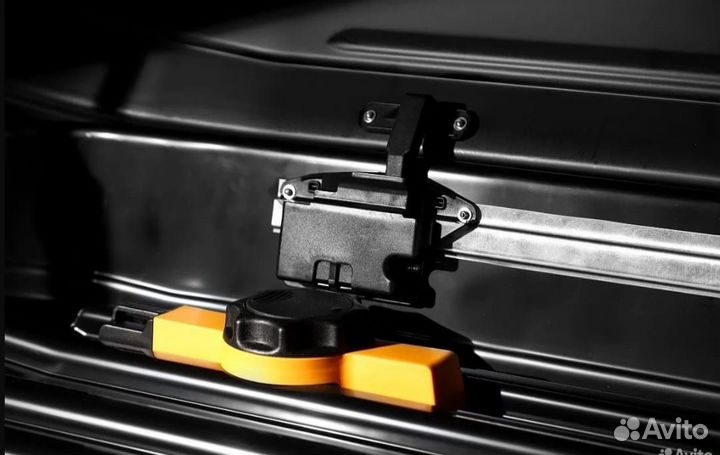 Автобокс на крышу евро деталь magnum 390 л