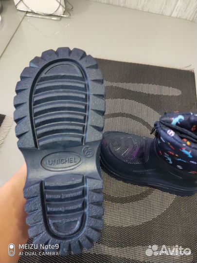 Детские резиновые сапоги 25 размер