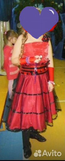 Нарядное платье