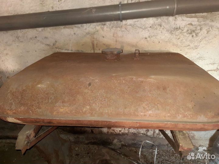 Бак для дизтоплива