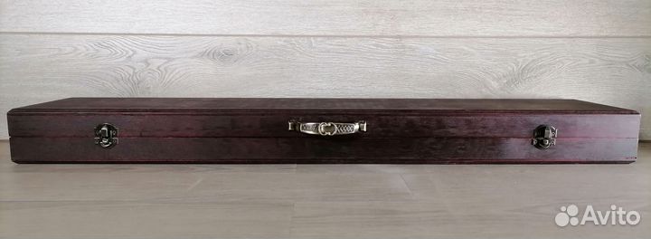 Деревянная коробка LUX красная для 6 шампуров