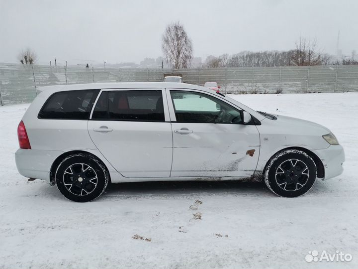 Toyota Corolla Fielder 1.5 AT, 2004, битый, 222 233 км