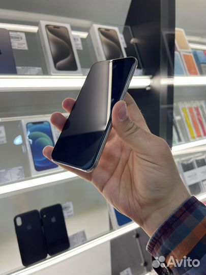 iPhone X, 64 ГБ
