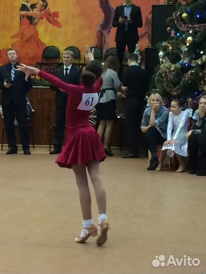 Платье для бальных танцев