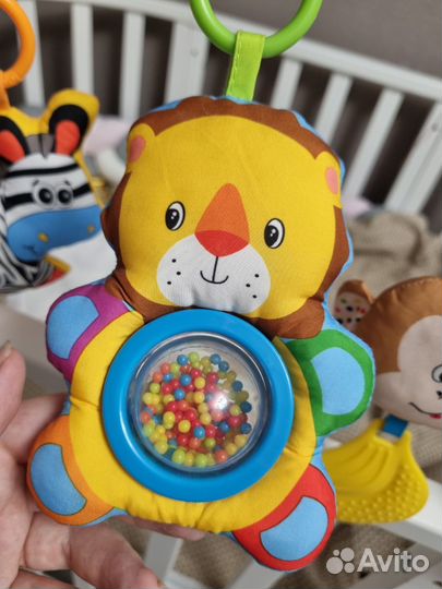 Дуга подвесная с игрушками развивающая