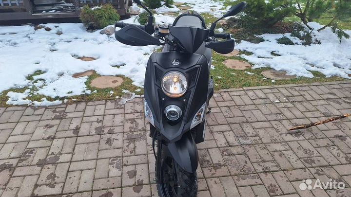 Скутер SYM Crox 125