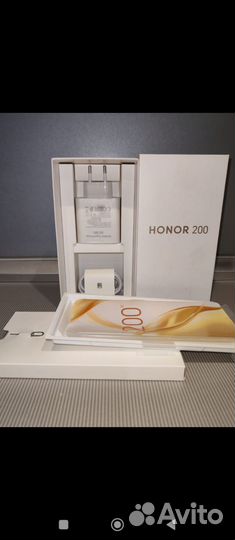 HONOR 200, 12/512 ГБ