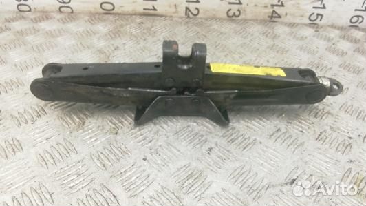 Домкрат skoda octavia A5 (BAG23VN01)