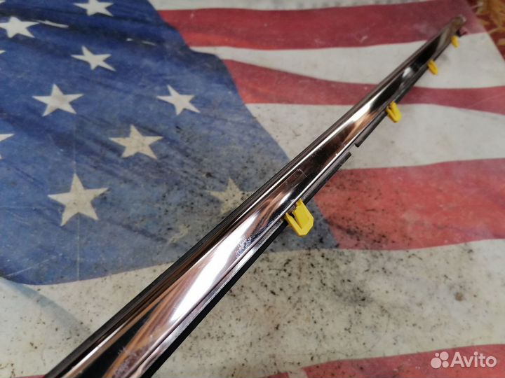 Молдинг двери передней левой нижний Honda CR-V V рестайлинг (2019—2024)