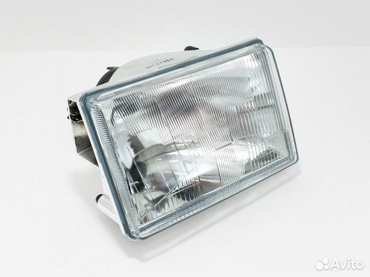 Фара правая Jeep Grand Cherokee ZJ
