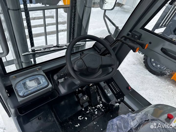 Вилочный погрузчик Shann CPD35Je, 2023
