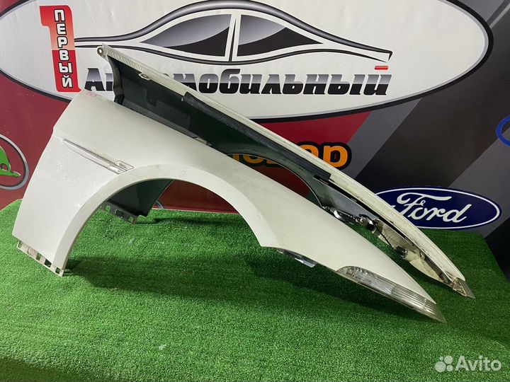 Крыло переднее левое правое BMW E63 6seria