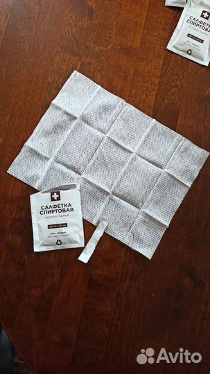 Влажная спиртовая салфетка