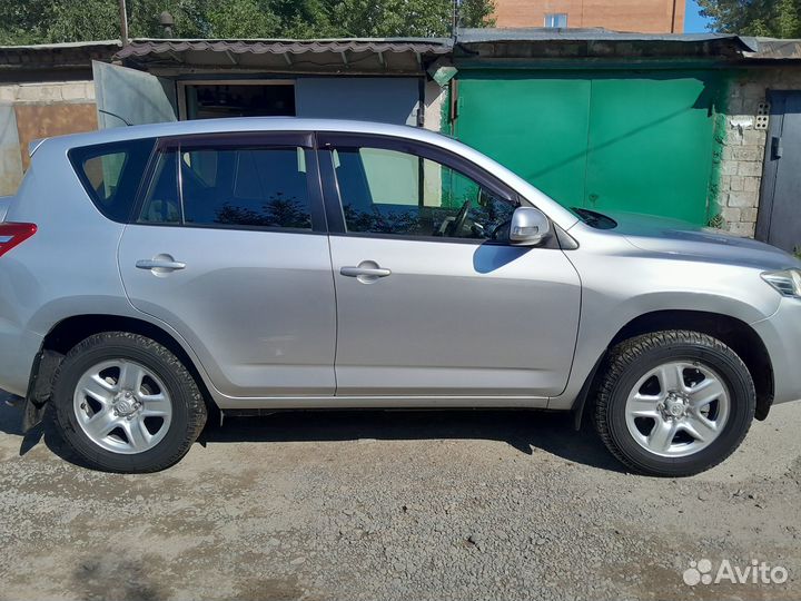 Toyota RAV4, 2012