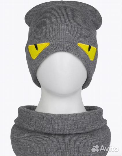 Комплект для мальчика новый (шапка и снуд)