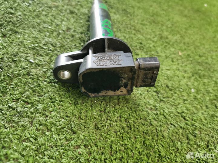 Катушка зажигания Toyota Vitz SCP90