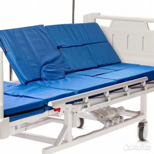 Медицинская кровать для лежачих больных