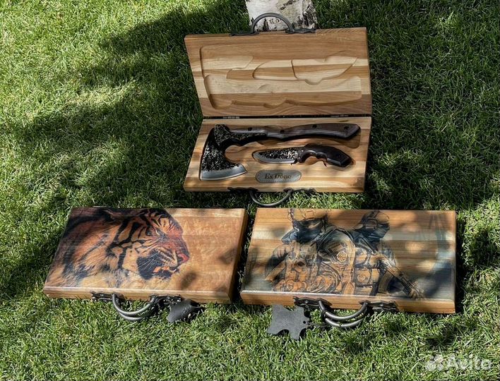 Набор топор и нож в деревянном кейсе