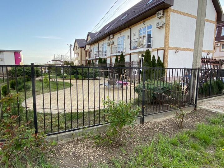 Гостиница, 700 м²