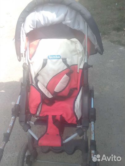 Прогулочная коляска