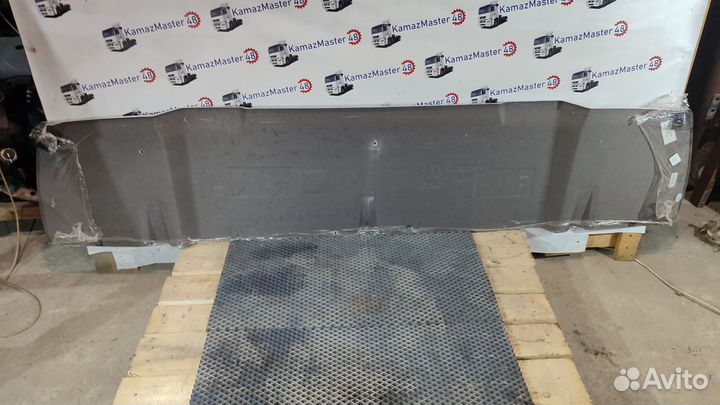 Обивка задней стенки Sitrak Howo T5G WG1662618020