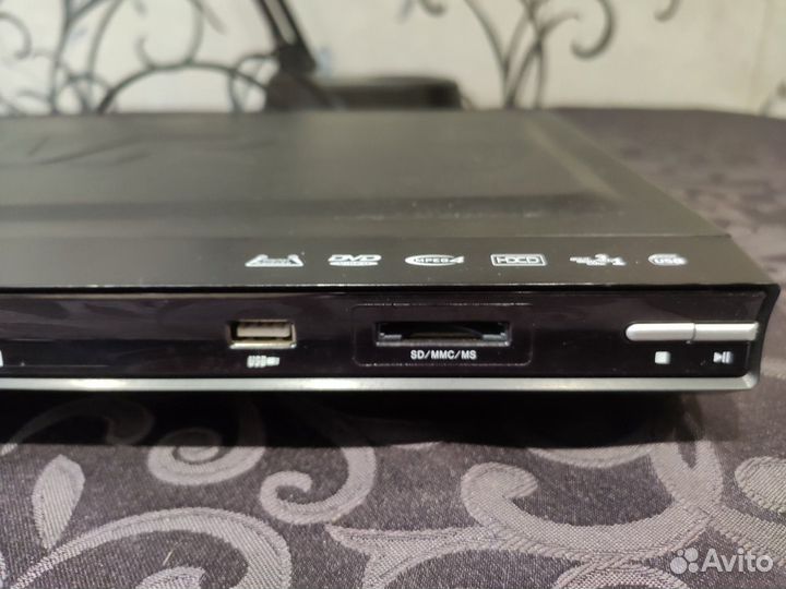 DVD-плеер VR-DV-402MKV