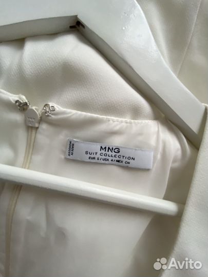 Женское платье Mango