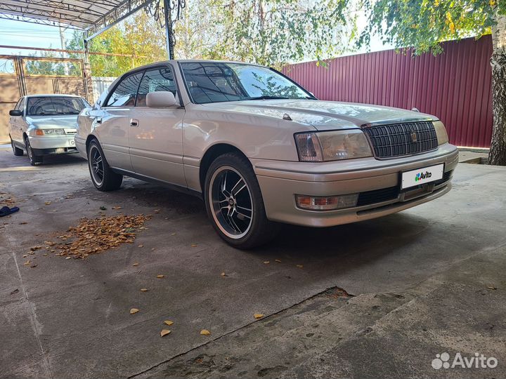 Toyota Crown 3.0 AT, 1998, 128 000 км