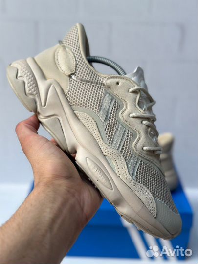 Кроссовки Adidas Ozweego