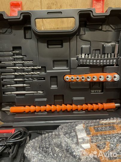 Аккумуляторная дрель-шуруповерт