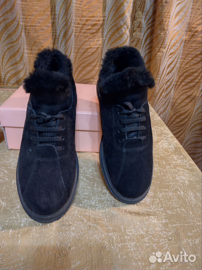 Ботинки женские зимние 40, натур. замша