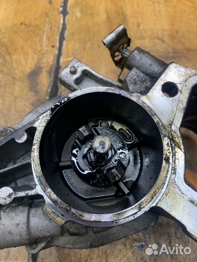 Вакуумный насос Ford Mondeo fmba 2005