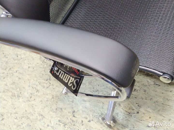 Кресло компьютерное samurai метта новое