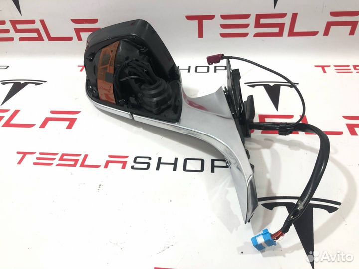 Зеркало наружное правое Tesla Model 3 1110778-00-C