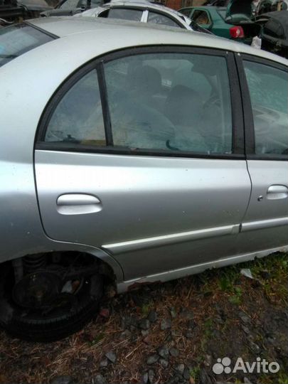 Двери задние Кио Рио 1