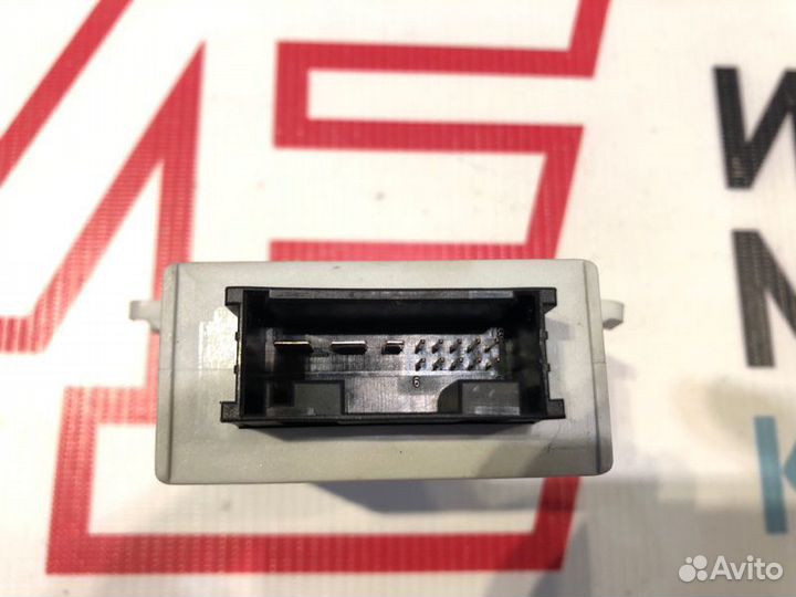 Блок иммобилайзера Bmw X3 E83 N47D20A 2008