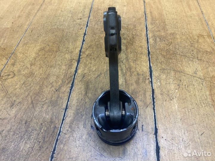 Поршень Opel Insignia A20DTH 2009