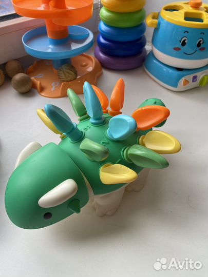 Развивающие игрушки для малышей