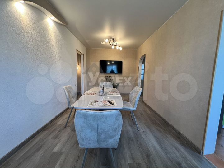 5-к. квартира, 114 м², 5/9 эт.