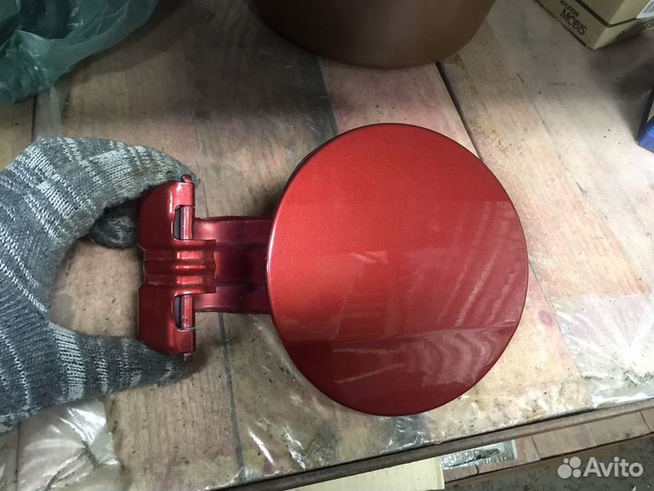 Лючок бензобака Mitsubishi Lancer 10 оригинал