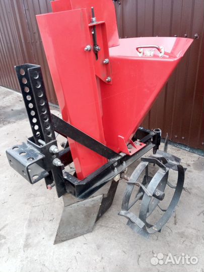 Сажалка для мотоблока