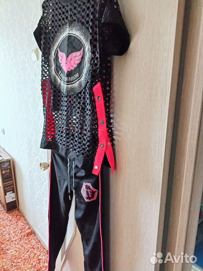 Костюм производство Турция. Бренд tatu. Новый