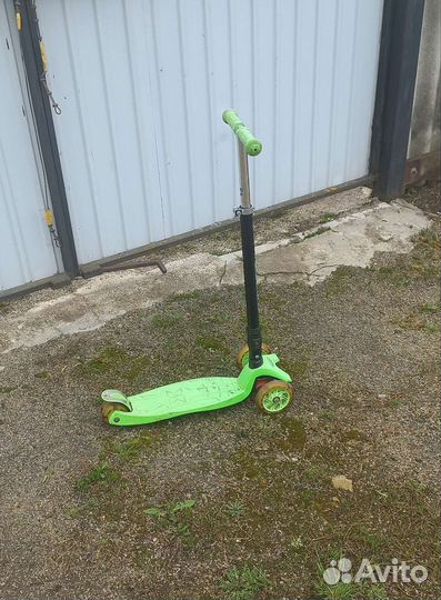 Самокат детский трехколесный