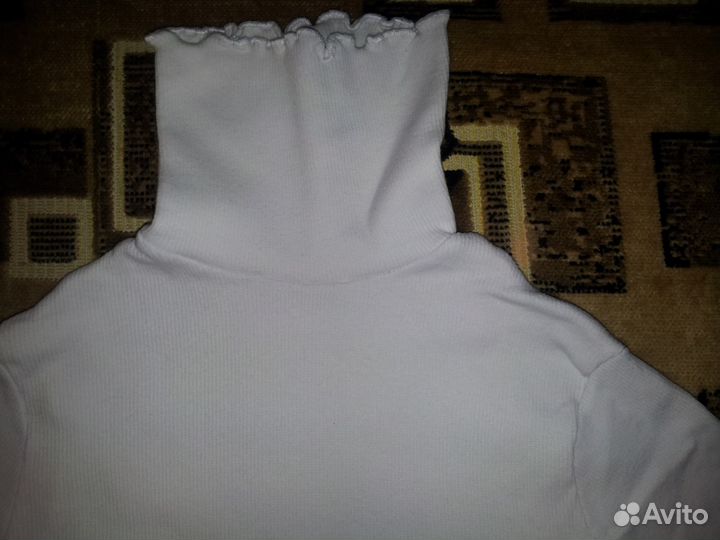 Кофточка белая в школу и не только